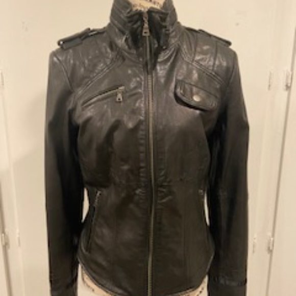 Danier Women's Leather Jacket, Moto, size XS - Picture 4 of 9